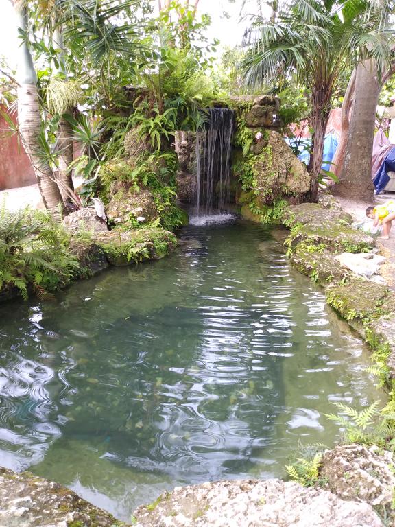 Hoosville Hostel (Formerly The Everglades Hostel) - thumb 1