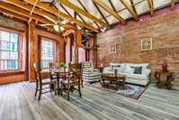 Hosteeva Charming Historic Frnch Quarter Condos Accommodation Dallas