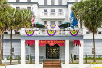 Hotel de la Monnaie Accommodation Dallas
