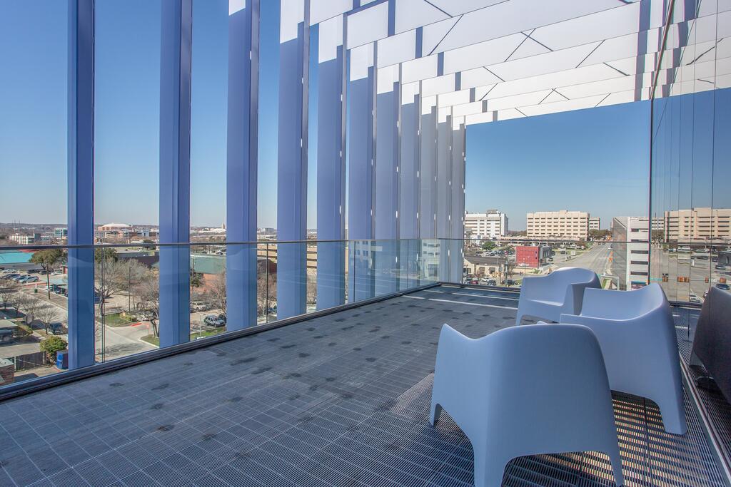 Hotel Revel - thumb 1