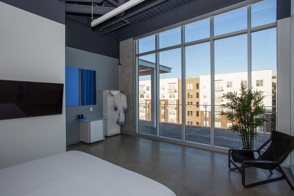 Hotel Revel - thumb 3