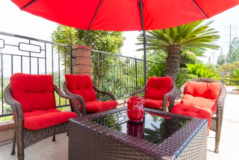 House With Hill And City Views, Heated Pool And Spa, Outdoor Fire Pit And Indoor Fireplace - thumb 2