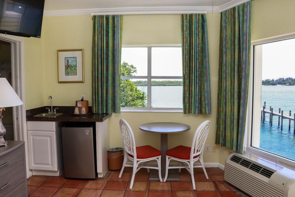 Jupiter Waterfront Inn - thumb 1