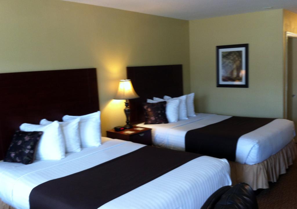 Kenedy Inn And Suites - thumb 3