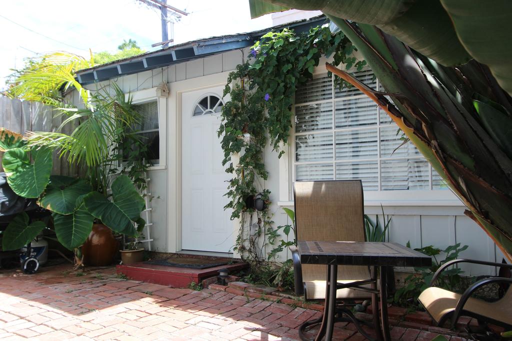 La Jolla Cottage - thumb 1