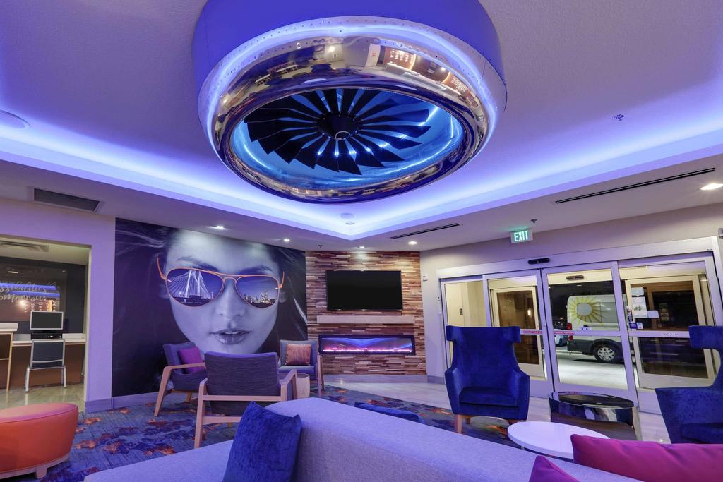 La Quinta By Wyndham Dallas Love Field - thumb 0