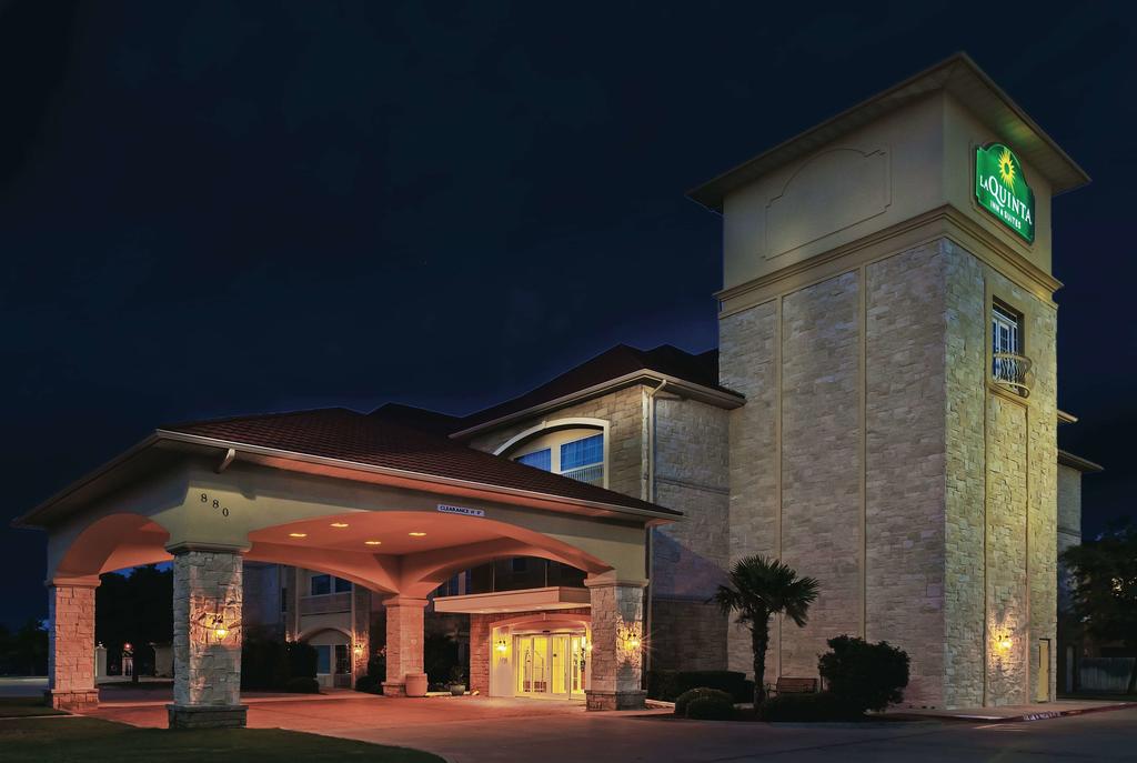 La Quinta By Wyndham Granbury - thumb 0