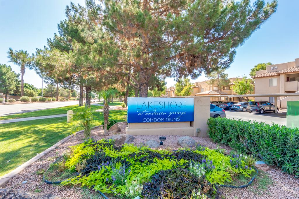 Lake Condo 1 Bedroom, Close To Pool - thumb 0