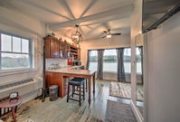 Lakefront Studio Guest Home on Hermann Wine Trail Accommodation Dallas