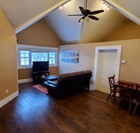 Lakeshore Guesthouse - Accommodation Dallas