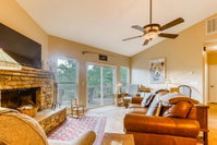 Little Bear Cabin Accommodation Dallas