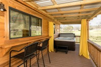 Live Oak Creek Cabins Mollie's Cabin Accommodation Dallas