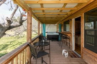 Live Oak Creek Cabins Nick's Cabin Accommodation Dallas