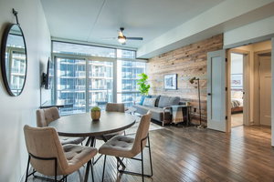 Locale Dallas - Victory Park