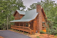 Log Cabin with Deck in Chattahoochee Nat'l Forest Accommodation Dallas