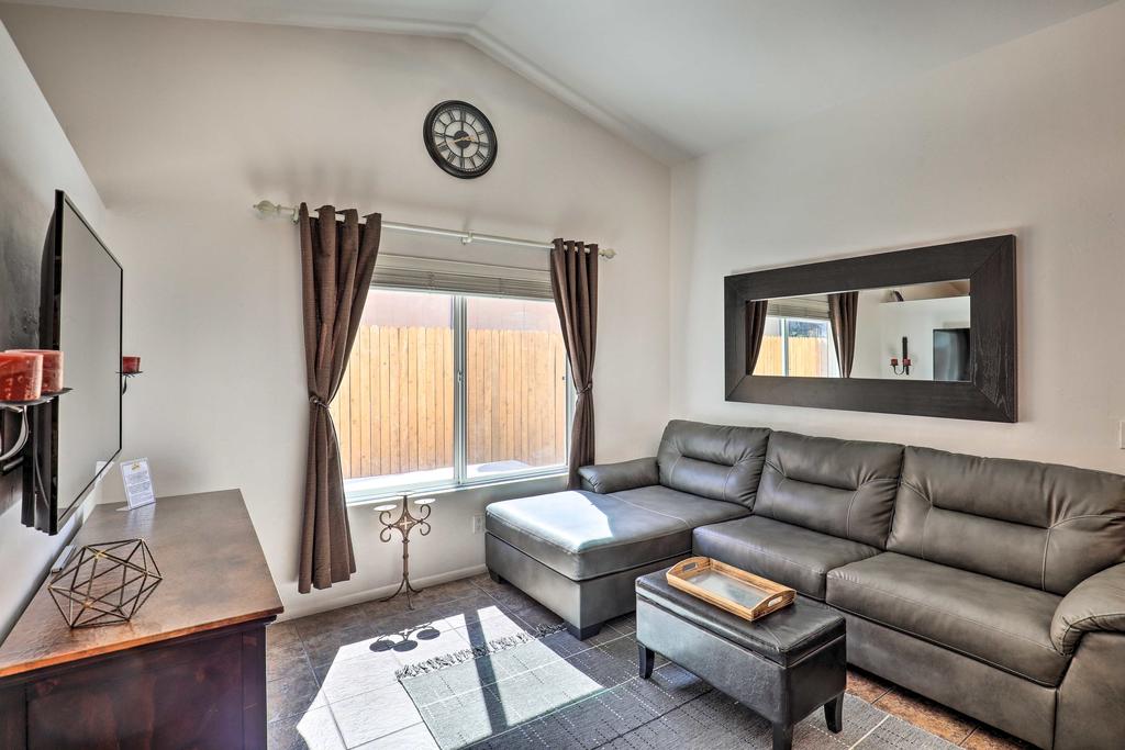 Lovely Tucson House With Private Backyard And Fire Pit - thumb 3