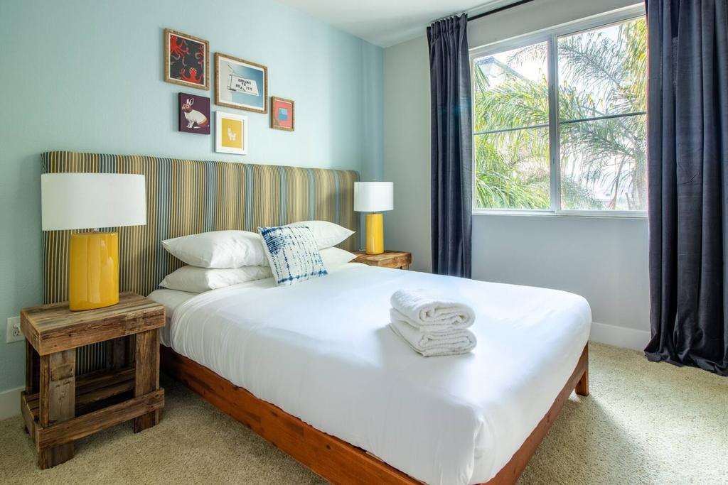 Luxe Apts In Mission Valley By WanderJaunt - thumb 2