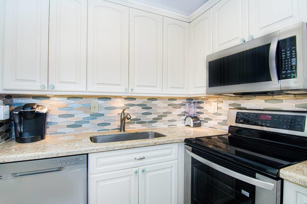 Luxury Jupiter Beach Villa 2 Bedroom 2 Bathroom - thumb 3