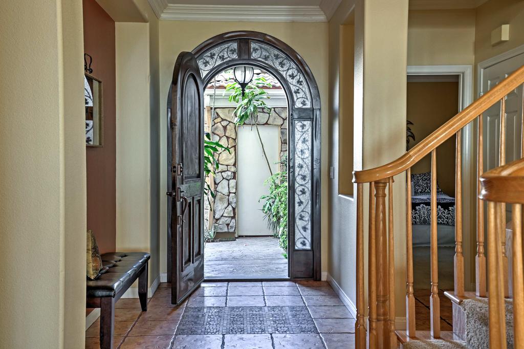 Luxury San Diego Home W/ Heated Pool+Hot Tub! - thumb 3