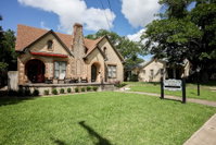 Marktplatz Manor Accommodation Dallas