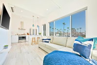MB-732-1 Ventura Place by the Sea 1 Accommodation Dallas