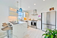 MB-732-4 - Ventura Place by the Sea 4 Accommodation Dallas