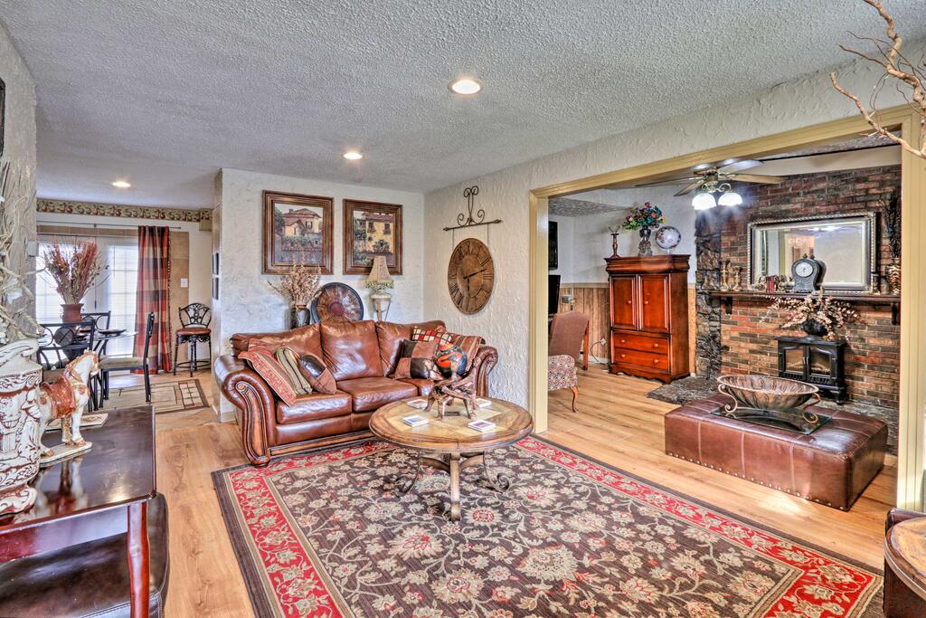 Memphis Getaway Just 4 Miles From Graceland! - thumb 0