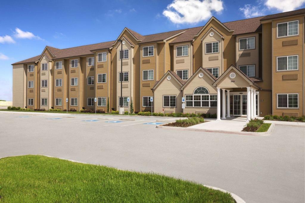 Microtel Inn & Suites Kenedy - thumb 0