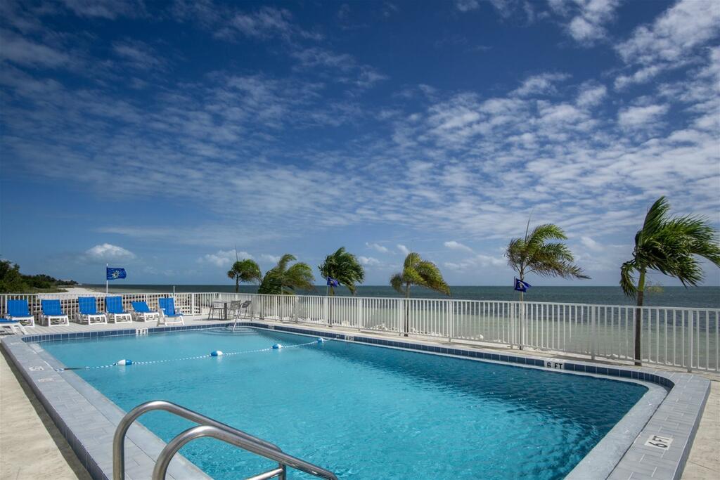 Million Dollar View - 2bed/2bath Condo With Open Water Views & Pool - thumb 0