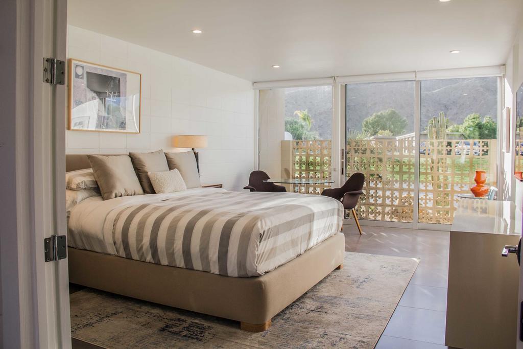 Modern Palm Desert House With Heated Pool Access! - thumb 2