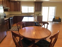 Modern Room in West San Jose Accommodation Dallas