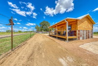 Moon Cabin Accommodation Dallas