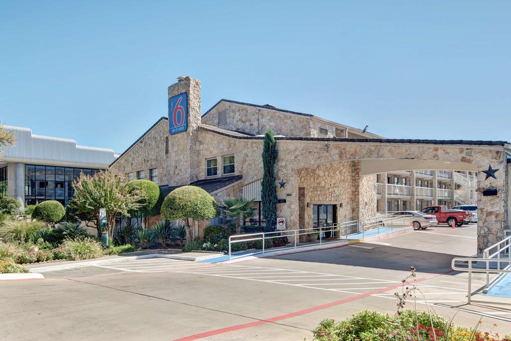Motel 6-Dallas, TX - Forest Lane - thumb 2