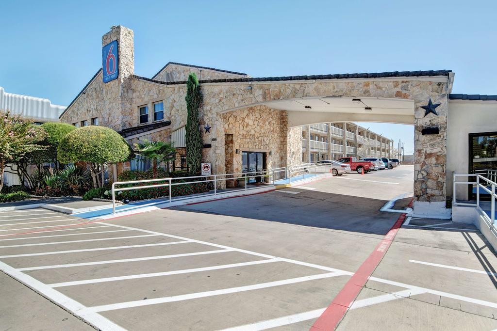 Motel 6-Dallas, TX - Forest Lane - thumb 0
