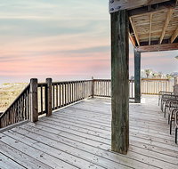 New Listing Gulf-Front Home w/ Private Boardwalk home - Accommodation Dallas