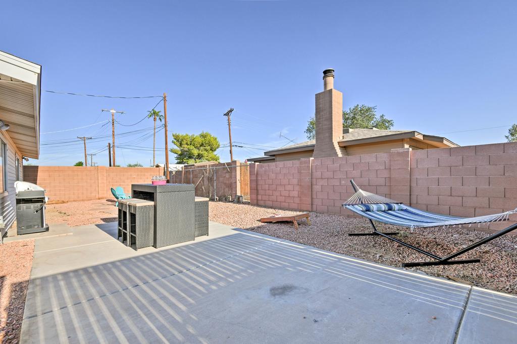 NEW! Modern, Updated Scottsdale Home W/Back Patio! - thumb 2