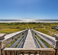 Oceanfront 'Sea Dreams Beach House' by Jetty Park - Accommodation Dallas