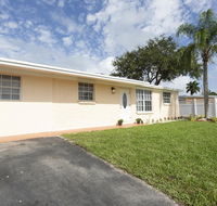 PALM BEACH GARDENS LOVELY GUEST HOUSE - Accommodation Dallas