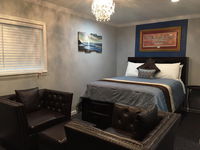 Palmer's Motel Accommodation Dallas