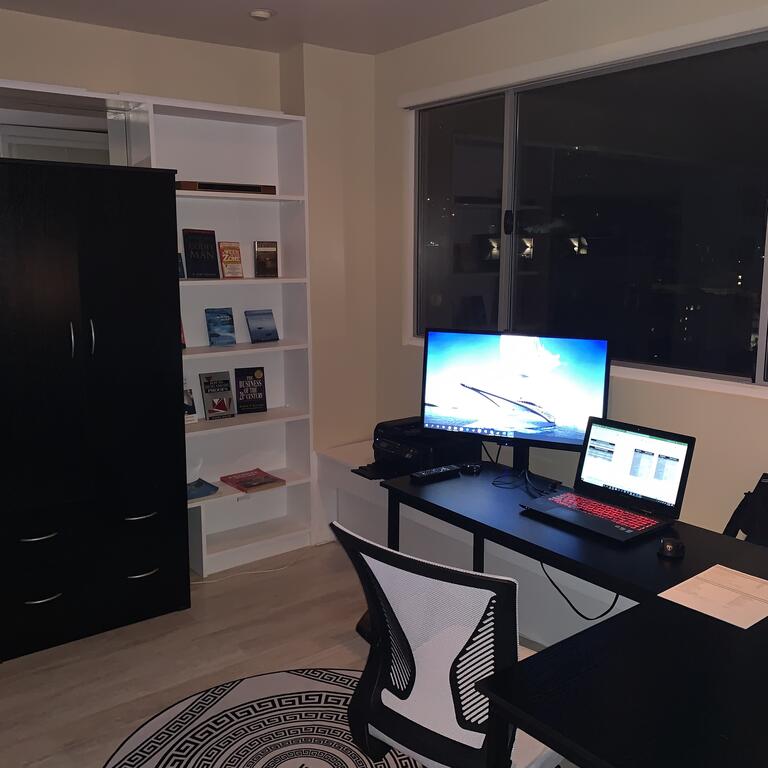 PANORAMIC SKYLINE VIEWS FROM DOWNTOWN SF CONDO - thumb 3