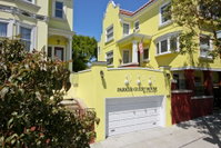 Parker Guest House Accommodation Dallas