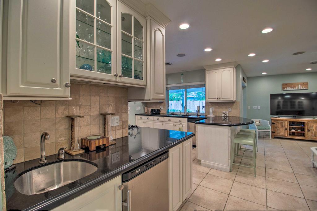 Pet Friendly Home 4.5Mi To Jupiter Beach Park - thumb 1