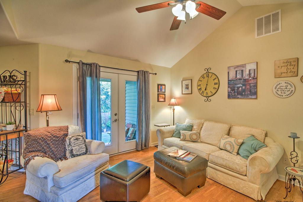 Pet-Friendly Home, 9 Mi. To Table Rock Lake! - thumb 1