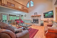 Pet-Friendly Innsbruck Resort Cabin with Hot Tub Accommodation Dallas