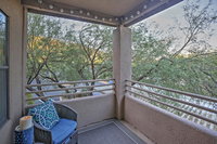 Pet-Friendly Tucson Condo with Shared Pool and Hot Tub Accommodation Dallas