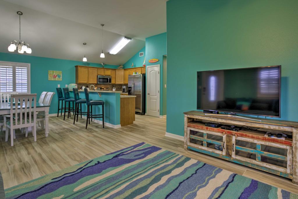 Port Aransas Home - Walk To Beach, Shops & More! - thumb 3