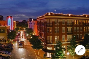 POSH UPTOWN 2 BED RM CONDO