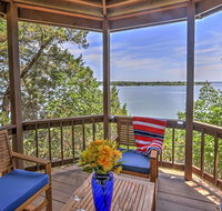 Prime Lakefront Granbury House with 2-Story Dock - Accommodation Dallas