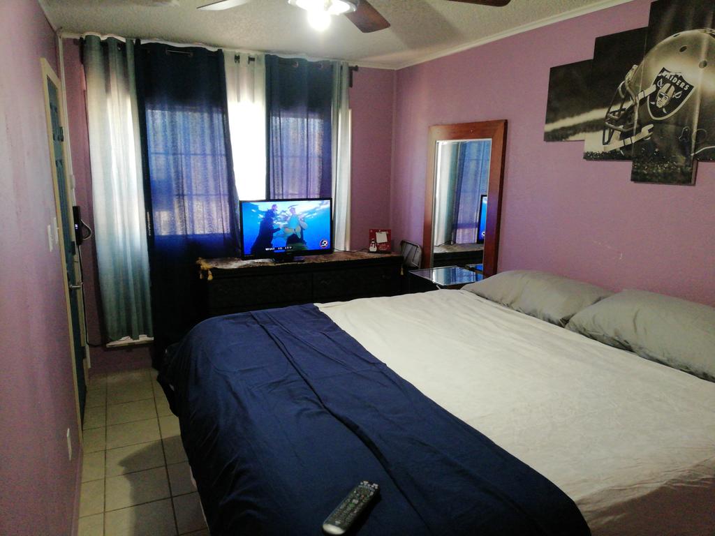 Private Room In A House - thumb 2