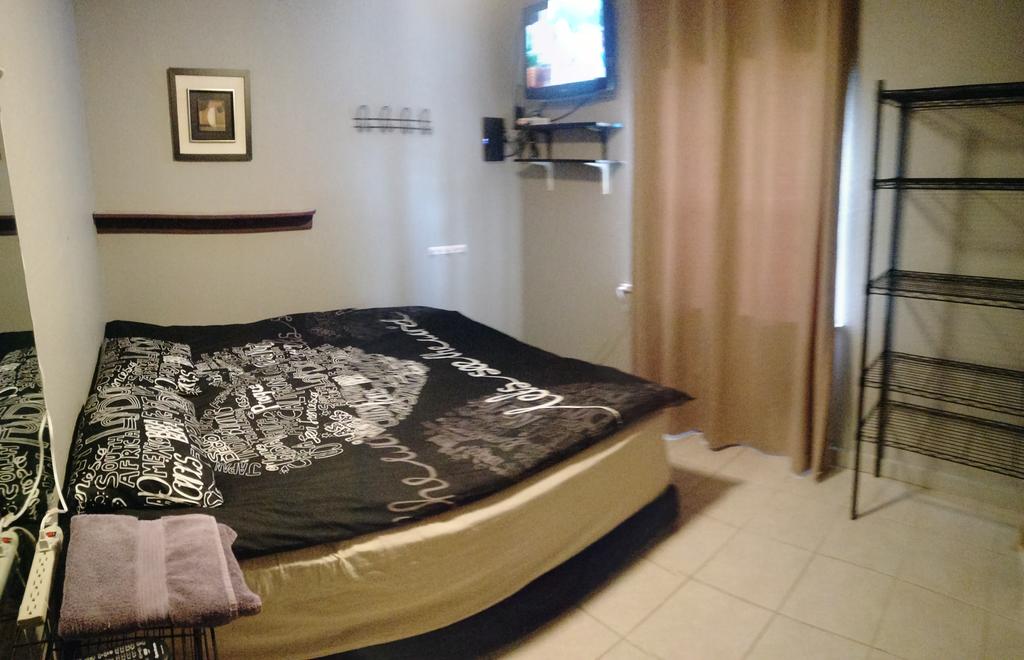 Private Room In A House - thumb 1